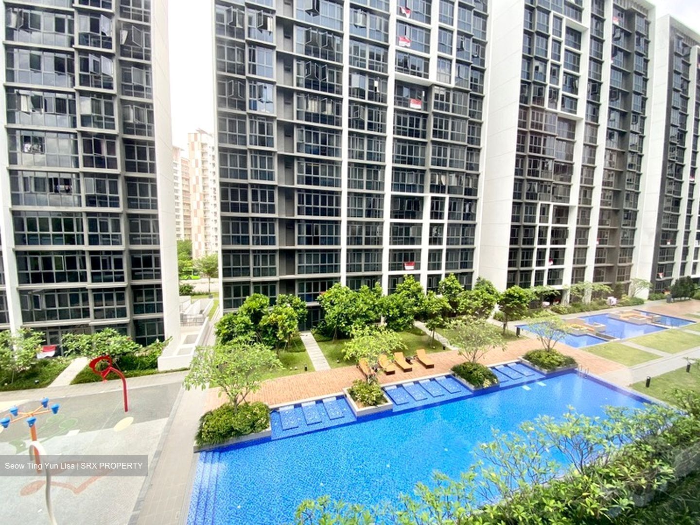 Symphony Suites (D27), Condominium #560150611